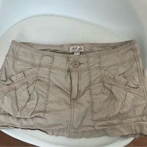 Hollister Women's Beige Mini Skirt